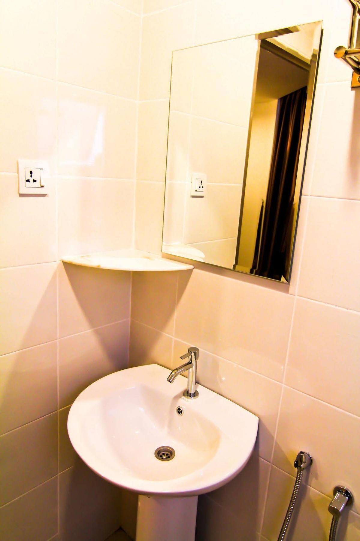 Hotel Rasah Seremban Buitenkant foto